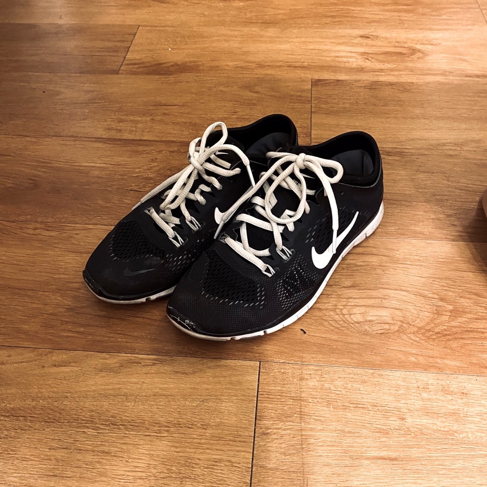Nike free trainer 5.0